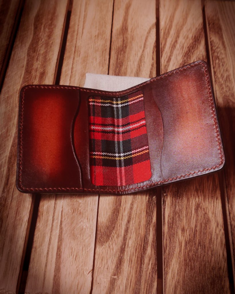 Porte cartes en cuir doublure tissu fait en Normandie